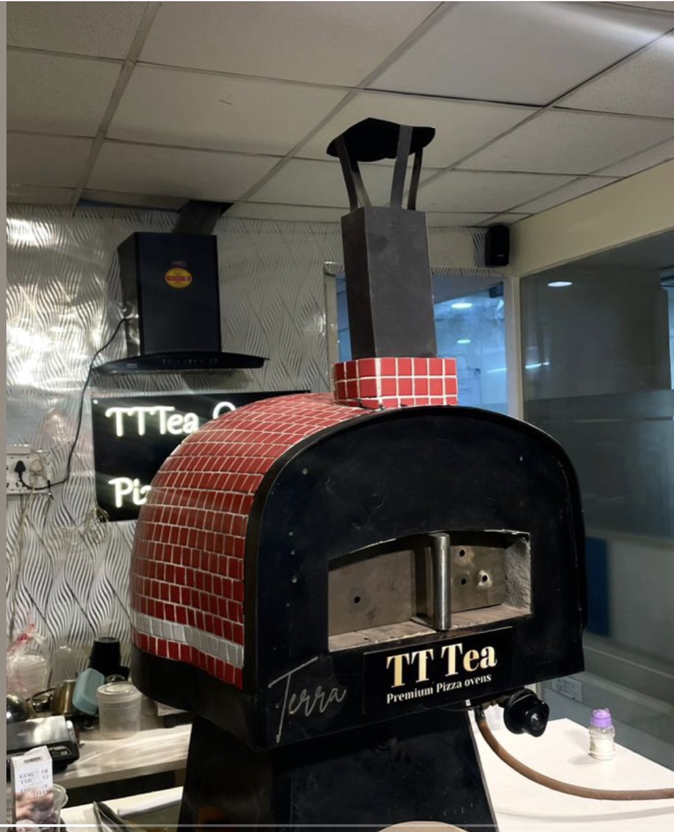 TTTea Wood/Gas Fire Pizza Oven! 🍕